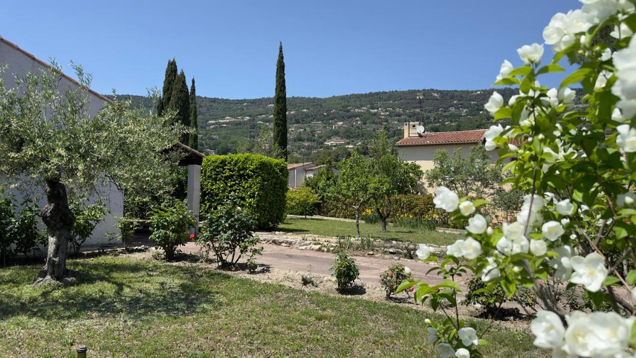 Villa Entiere Au Calme Dans Village Provencal Peymeinade Eksteriør bilde